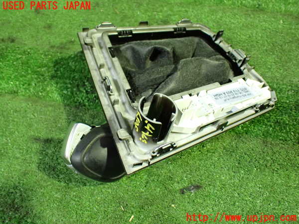 5UPJ-9230577570]VW ゴルフ トゥーラン(1TCZD)シフトノブ 中古_4