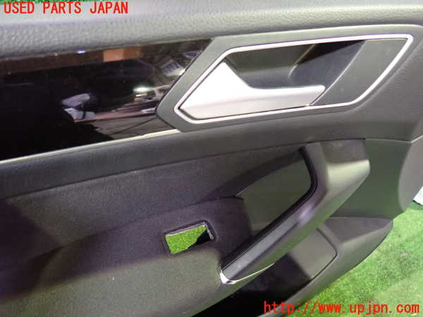 5UPJ-9230571264]VW ゴルフ トゥーラン(1TCZD)左前ドア内張り 中古_2