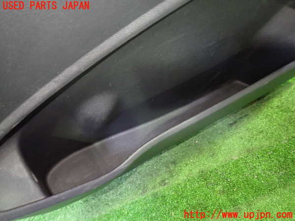 5UPJ-9230571294]VW ゴルフ トゥーラン(1TCZD)右後ドア内張り 中古_3