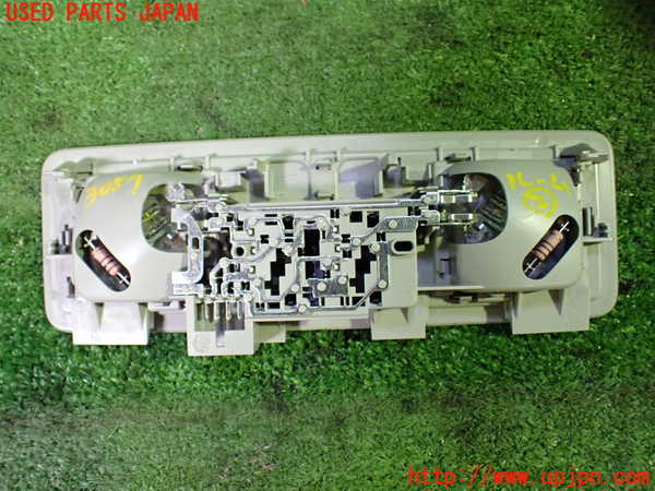 5UPJ-9230576412]VW ゴルフ トゥーラン(1TCZD)ルームランプ2 中古_2