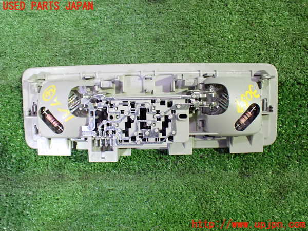 5UPJ-9230576413]VW ゴルフ トゥーラン(1TCZD)ルームランプ3 中古_2