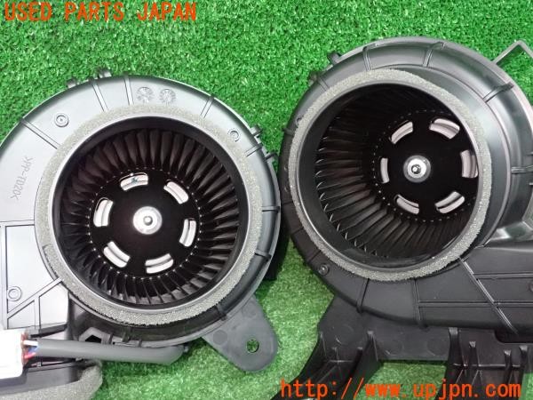 3UPJ=9230580566]プリウスPHV(ZVW52)前期 バッテリークーリングファン G9230-47090/G9230-47101 冷却 ブロア 中古_3