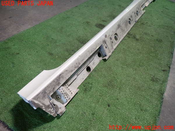 1UPJ-9230591392]プリウスPHV(ZVW52)左サイドステップ 中古_2