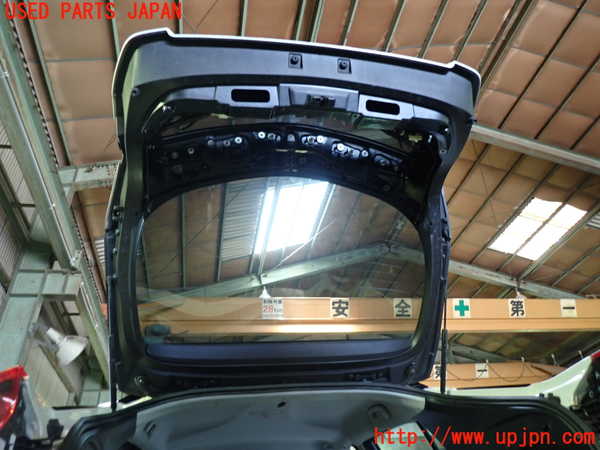 1UPJ-9230591566]プリウスPHV(ZVW52)バックドア リアゲート ハッチ M31Q8 中古_4