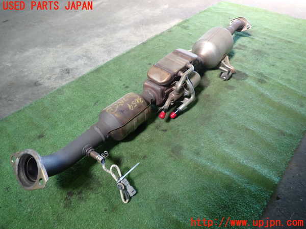 1UPJ-9230592661]プリウスPHV(ZVW52)触媒1 中古_2