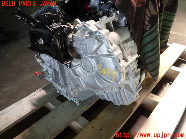 1UPJ-9230593010]プリウスPHV(ZVW52)ミッション AT 2ZR-FXE 中古_2