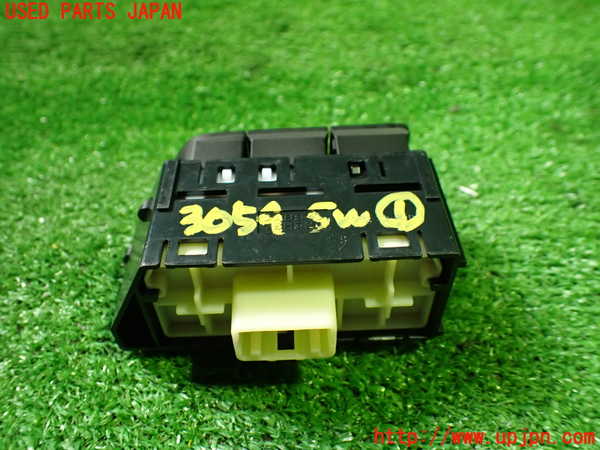 1UPJ-9230596306]プリウスPHV(ZVW52)スイッチ1 (ドライブモード) 中古_2