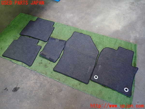 1UPJ-9230597800]プリウスPHV(ZVW52)フロアマット 中古_5