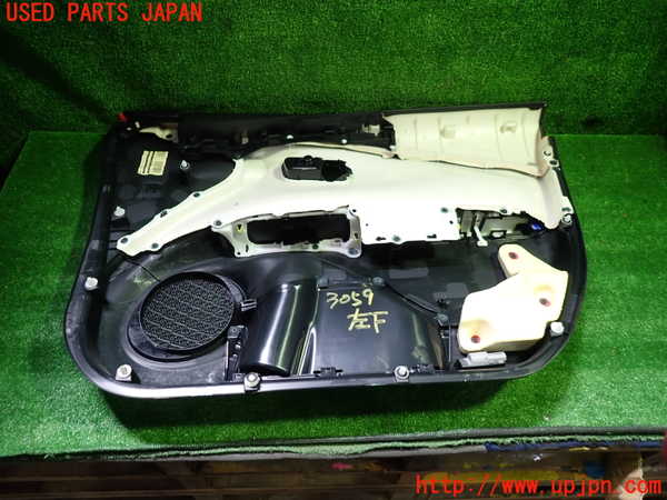 1UPJ-9230591264]プリウスPHV(ZVW52)左前ドア内張り 中古_3