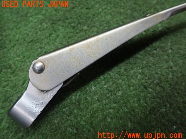 3UPJ=9230600001]三菱ジープ(J53)純正 フロント ワイパーアーム 中古_4