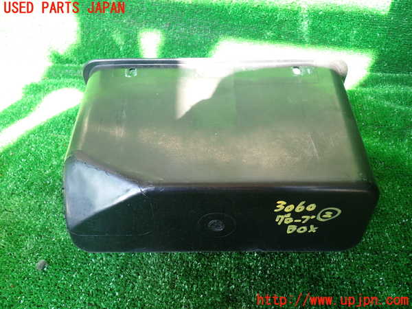 1UPJ-9230607517]三菱ジープ(J53)グローブボックス2 中古_3