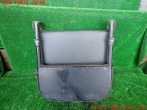 1UPJ-9230607405]三菱ジープ(J53)右リアシート 中古_4
