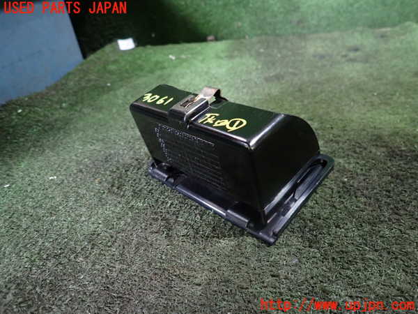 1UPJ-9230617821]起亜(KIA)・ビガート(VIGATO)(不明)灰皿1 中古_3