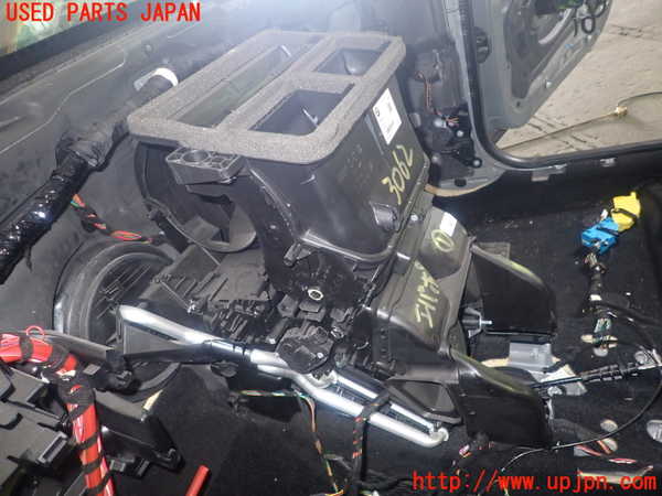 1UPJ-9230626081]BMW ミニ(MINI)クーパーS F55(XS20)エバポレーター1 ジャンク_3