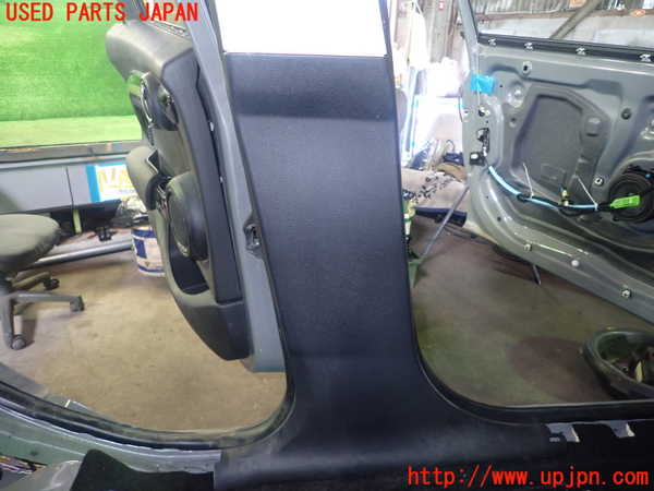 1UPJ-9230627670]BMW ミニ(MINI)クーパーS F55(XS20)左センターピラートリム 中古_3