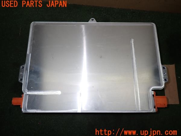 3UPJ=9230630580]アウディ Q4 スポーツバック e-tron(FZEBJ)純正 1EA.915.684.FE バッテリーチャージャー 高圧バッテリー 中古_4