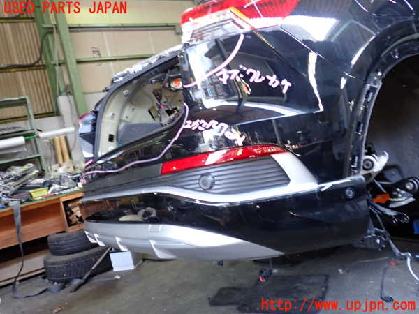 2UPJ-9230631610]アウディ・Q4 スポーツバック e-tron(FZEBJ)リアバンパー (ジャンク品) 中古_2