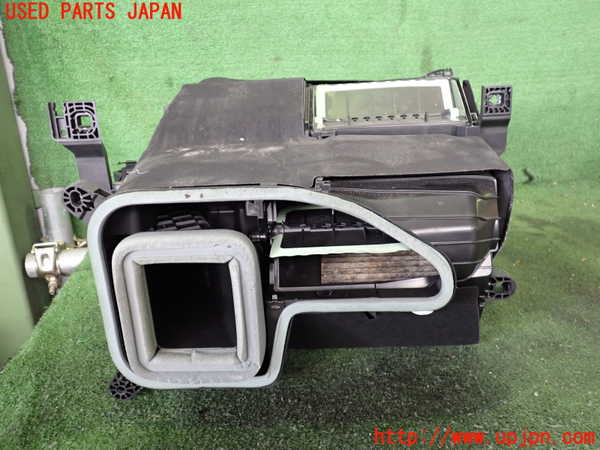 2UPJ-9230636095]アウディ・Q4 スポーツバック e-tron(FZEBJ)ブロアファン(ブロアーファン) 中古_2