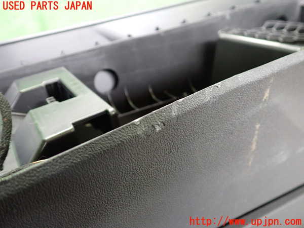 2UPJ-9230637540]アウディ・Q4 スポーツバック e-tron(FZEBJ)センターコンソール (ジャンク品) 中古_4