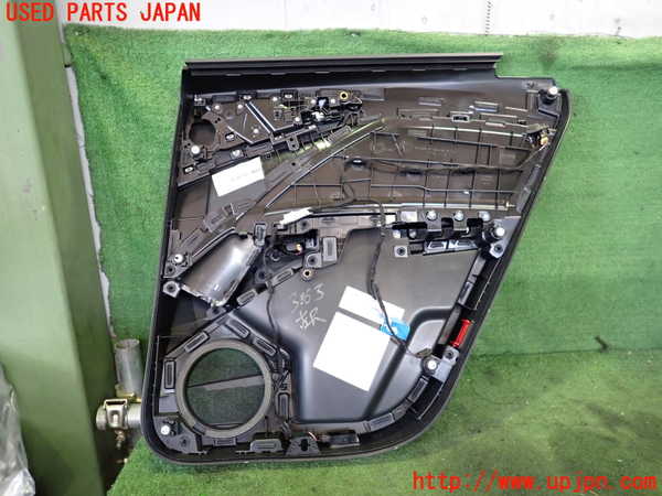 2UPJ-9230631324]アウディ・Q4 スポーツバック e-tron(FZEBJ)左後ドア内張り 中古_3