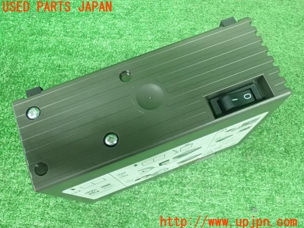 3UPJ=9230640625]アウディ TT クーペ(8JCCZF)純正 パンク修理キット エアコンプレッサー 中古_3