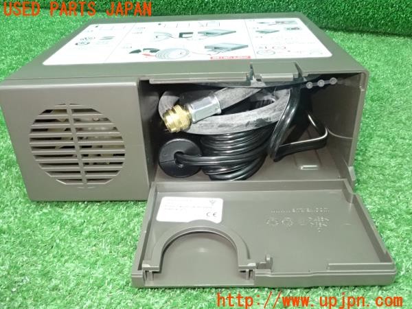 3UPJ=9230640625]アウディ TT クーペ(8JCCZF)純正 パンク修理キット エアコンプレッサー 中古_4