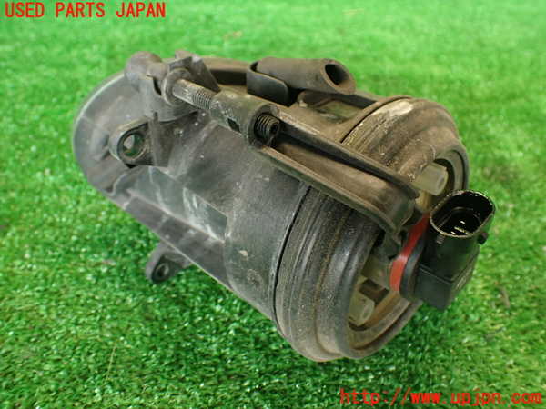 2UPJ-9230641182]アウディ・TT クーペ(8JCCZF)左フォグ 中古_3
