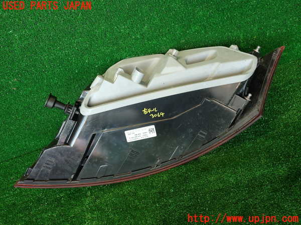 2UPJ-9230641536]アウディ・TT クーペ(8JCCZF)左テールランプ 中古_4