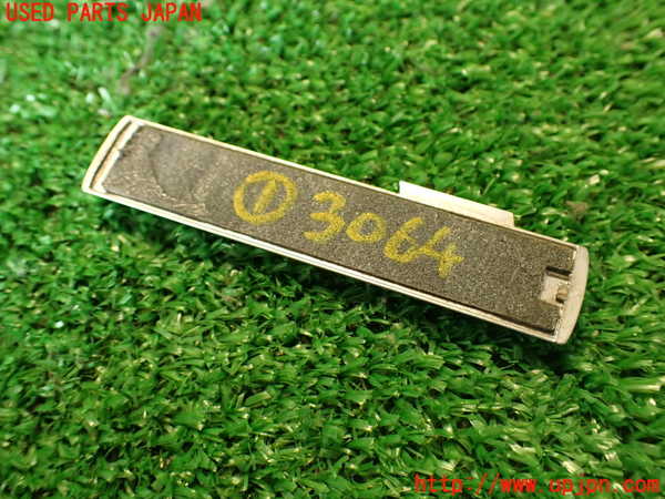 2UPJ-9230641631]アウディ・TT クーペ(8JCCZF)エンブレム1 中古_2