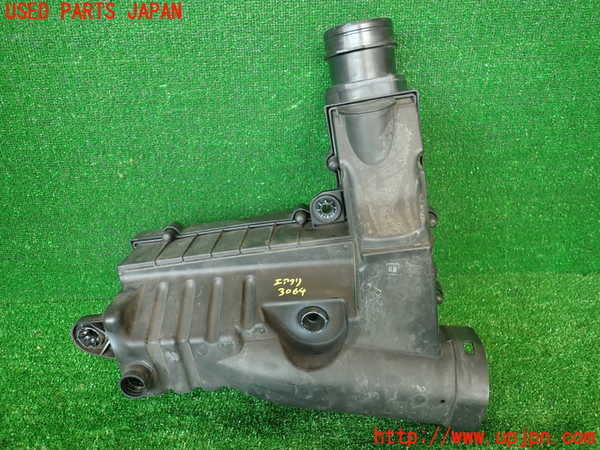 2UPJ-9230642560]アウディ・TT クーペ(8JCCZF)エアクリーナーボックス 中古_3