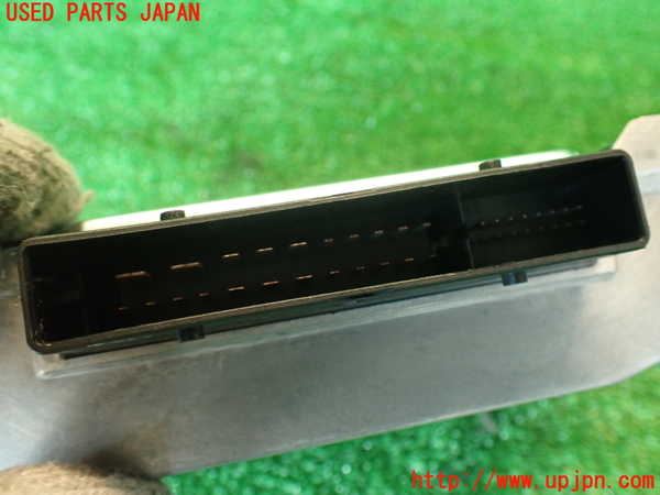 2UPJ-9230646525]アウディ・TT クーペ(8JCCZF)アンプ 中古_3