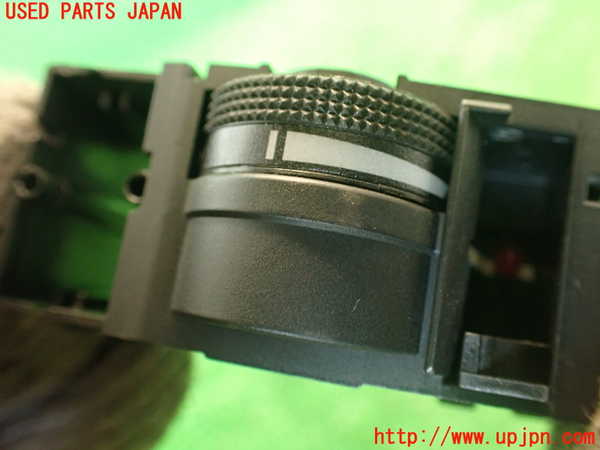 2UPJ-9230646306]アウディ・TT クーペ(8JCCZF)スイッチ1 中古_2