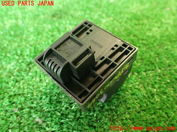 2UPJ-9230646240]アウディ・TT クーペ(8JCCZF)右パワーウィンドウスイッチ 中古_3