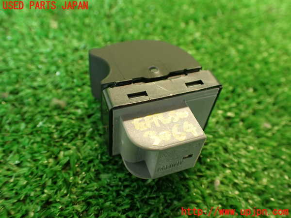 2UPJ-9230646245]アウディ・TT クーペ(8JCCZF)左パワーウィンドウスイッチ 中古_3