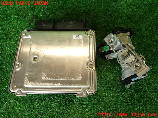 2UPJ-9230646110]アウディ・TT クーペ(8JCCZF)エンジンコンピューター ジャンク品 中古_2