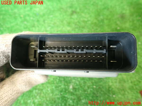 2UPJ-9230646120]アウディ・TT クーペ(8JCCZF)サスペンションコンピューター 中古_3