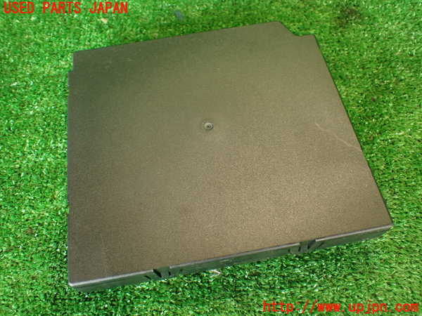 2UPJ-9230646146]アウディ・TT クーペ(8JCCZF)コンピューター1 中古_2