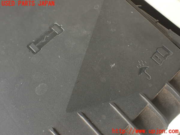 2UPJ-9230646741]アウディ・TT クーペ(8JCCZF)ヒューズボックス1 中古_2
