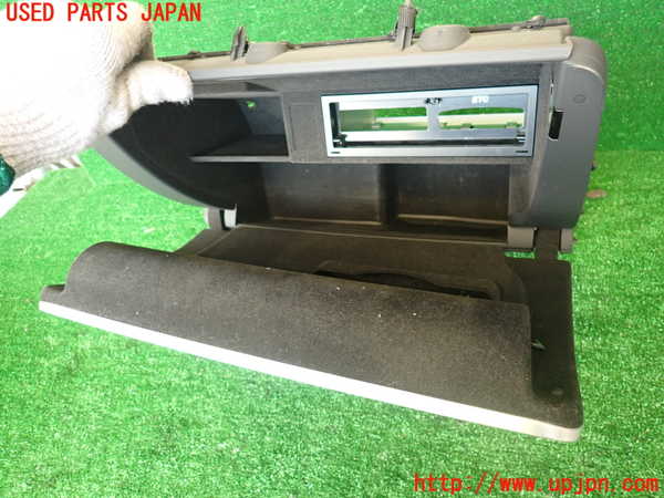 2UPJ-9230647516]アウディ・TT クーペ(8JCCZF)グローブボックス1 中古_3