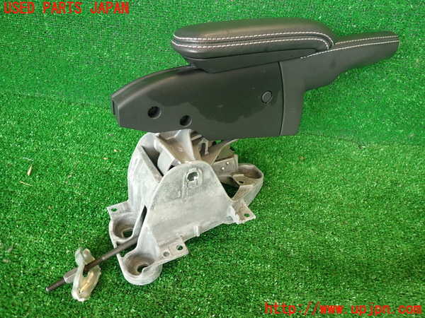 2UPJ-9230647550]アウディ・TT クーペ(8JCCZF)サイドブレーキレバー 中古_2