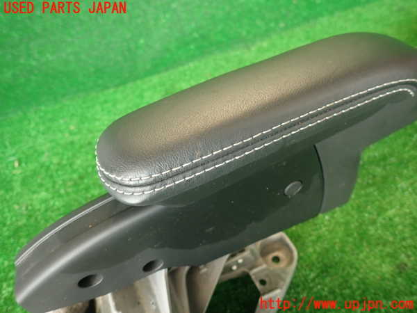 2UPJ-9230647550]アウディ・TT クーペ(8JCCZF)サイドブレーキレバー 中古_4
