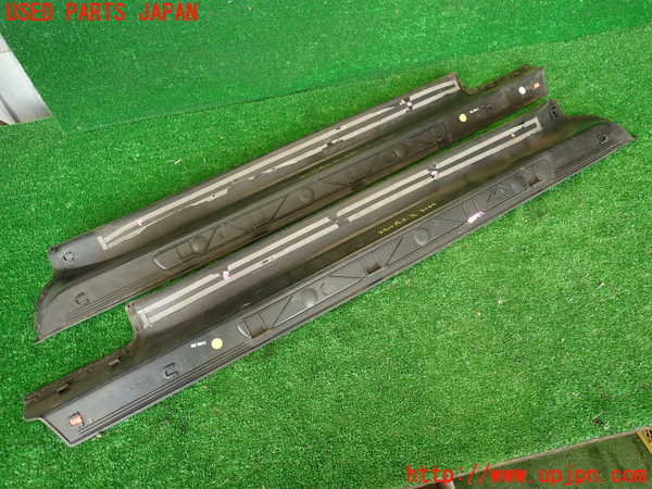 2UPJ-9230647740]アウディ・TT クーペ(8JCCZF)スカッフプレート 中古_4