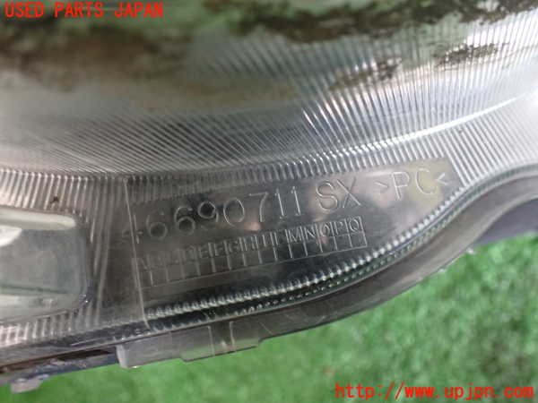 2UPJ-9230661132]フィアット・500(31209)左ヘッドライト HID 中古_4