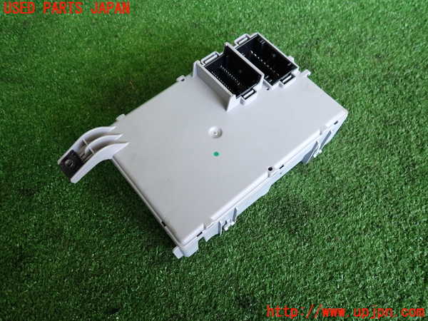 2UPJ-9230666742]フィアット・500(31209)ヒューズボックス2 中古_2