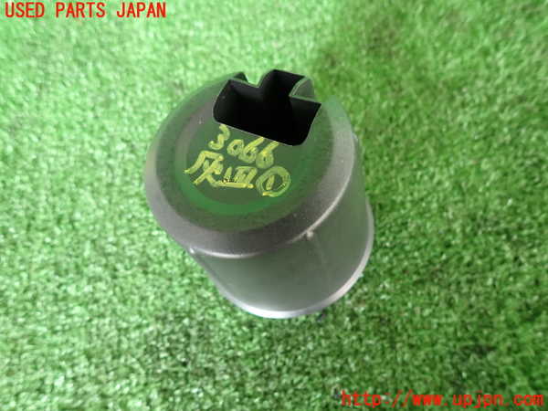 2UPJ-9230667821]フィアット・500(31209)灰皿1 中古_3
