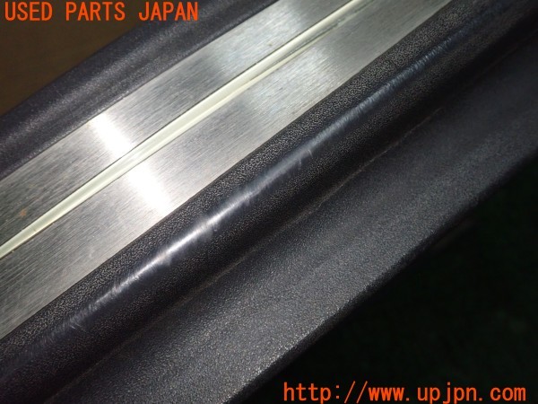 3UPJ=9230670616]ベンツ CLK320(209365 C209)純正 スカッフプレート イルミ付き 中古_2