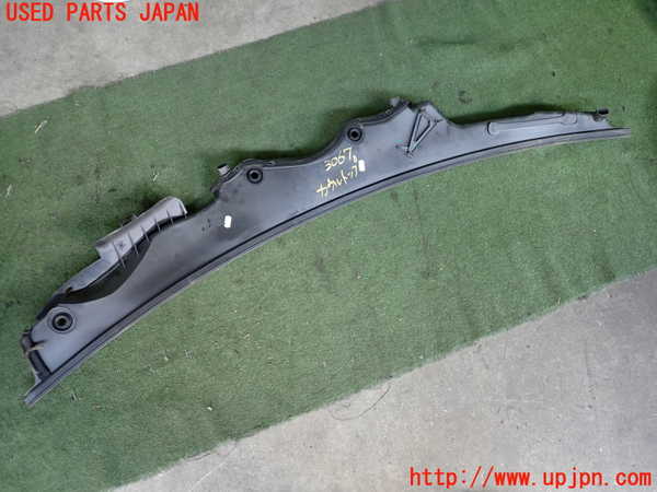 2UPJ-9230671190]ベンツCLK320(209365)カウルトップ 中古_4