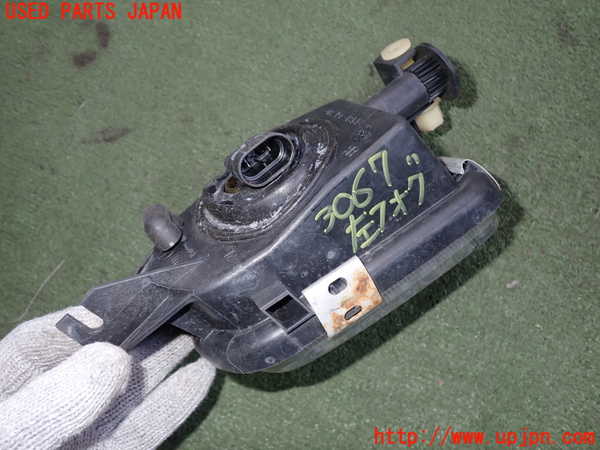 2UPJ-9230671182]ベンツCLK320(209365)左フォグ 中古_3