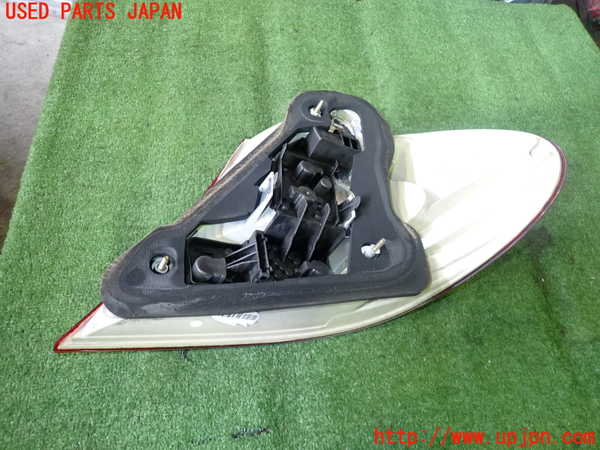 2UPJ-9230671536]ベンツCLK320(209365)左テールランプ 中古_2