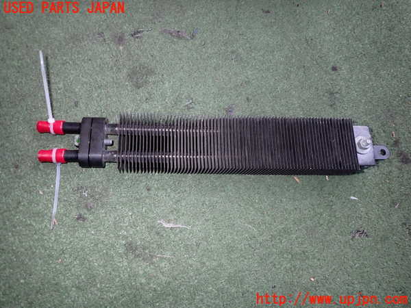 2UPJ-9230672481]ベンツCLK320(209365)オイルクーラー1 中古_2
